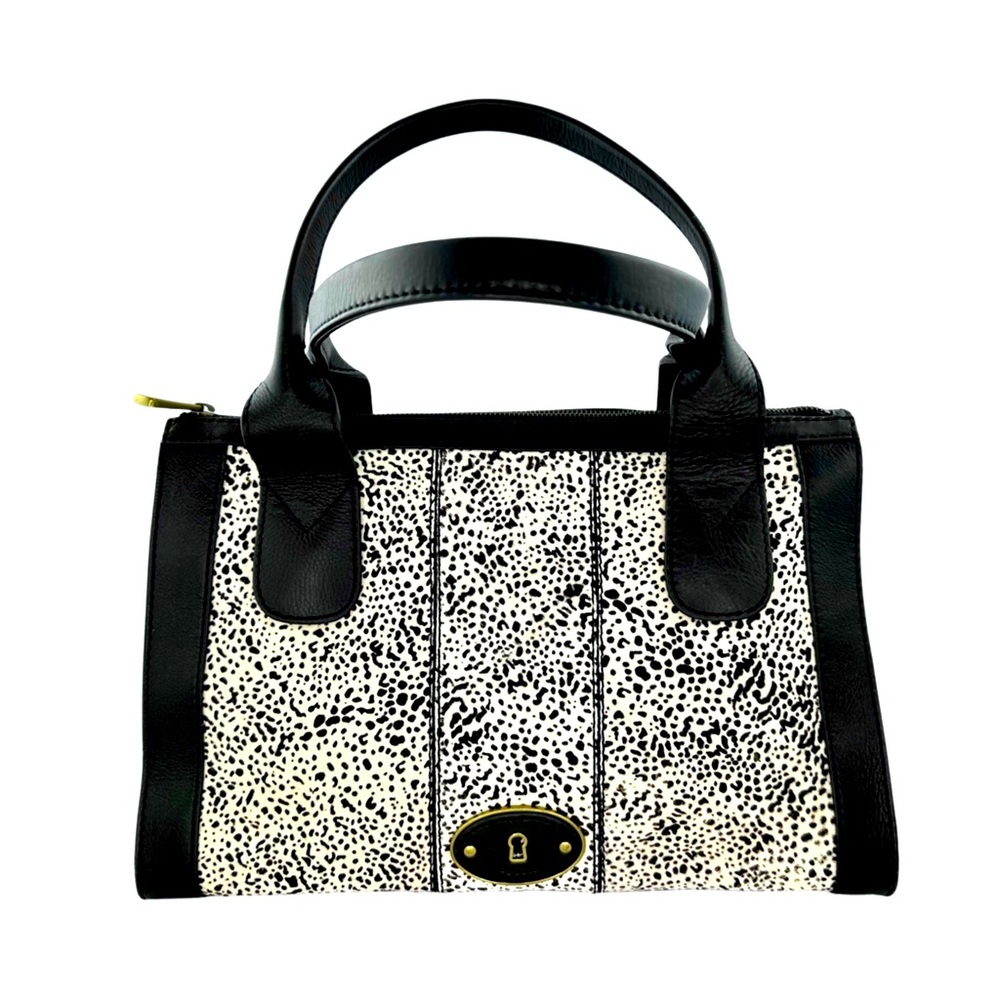 EUC Fossil cowhide satchel genuine leather black white keyhole logo pocket zip